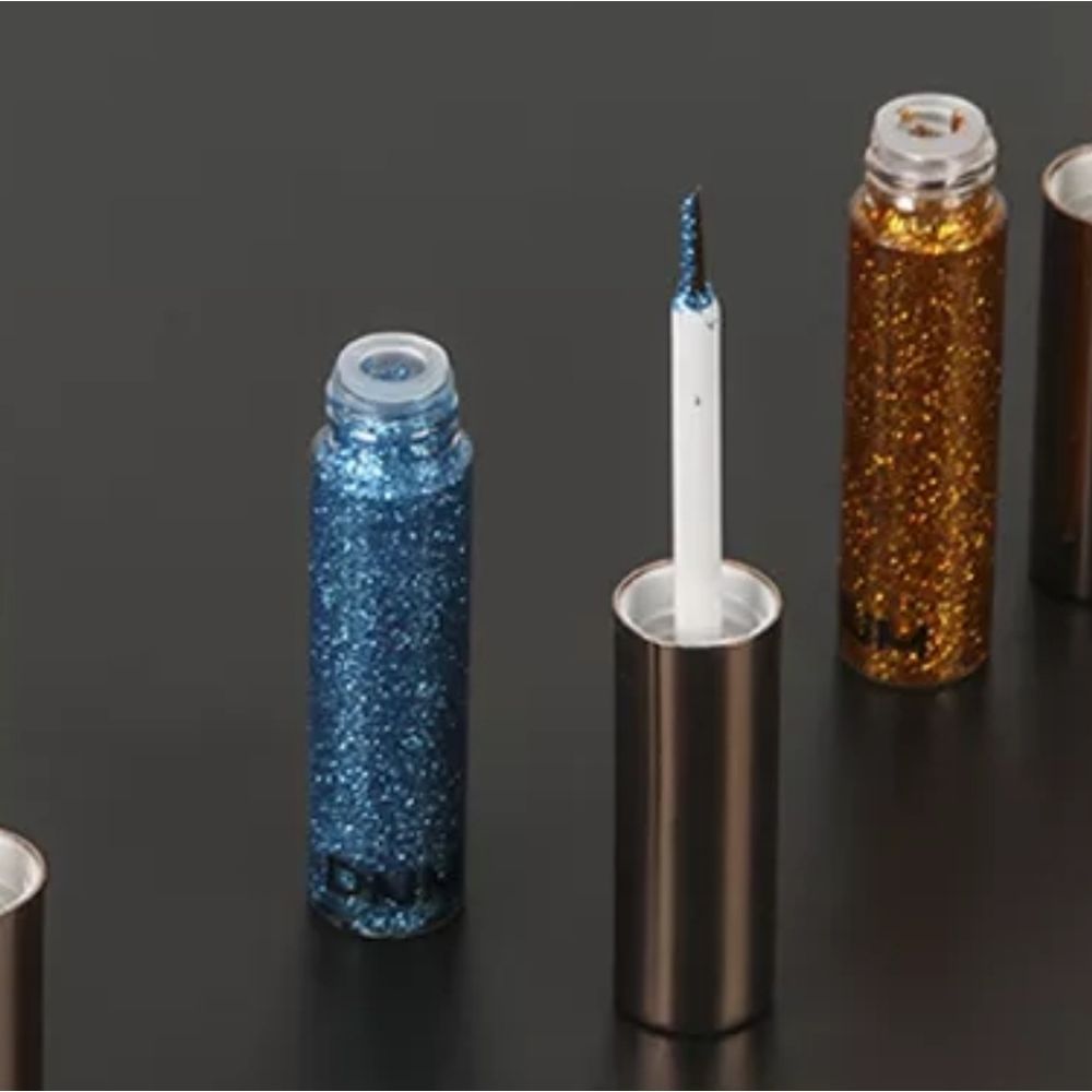 Waterproof glitter metallic eyeliner royal blue - Picture 3 of 4